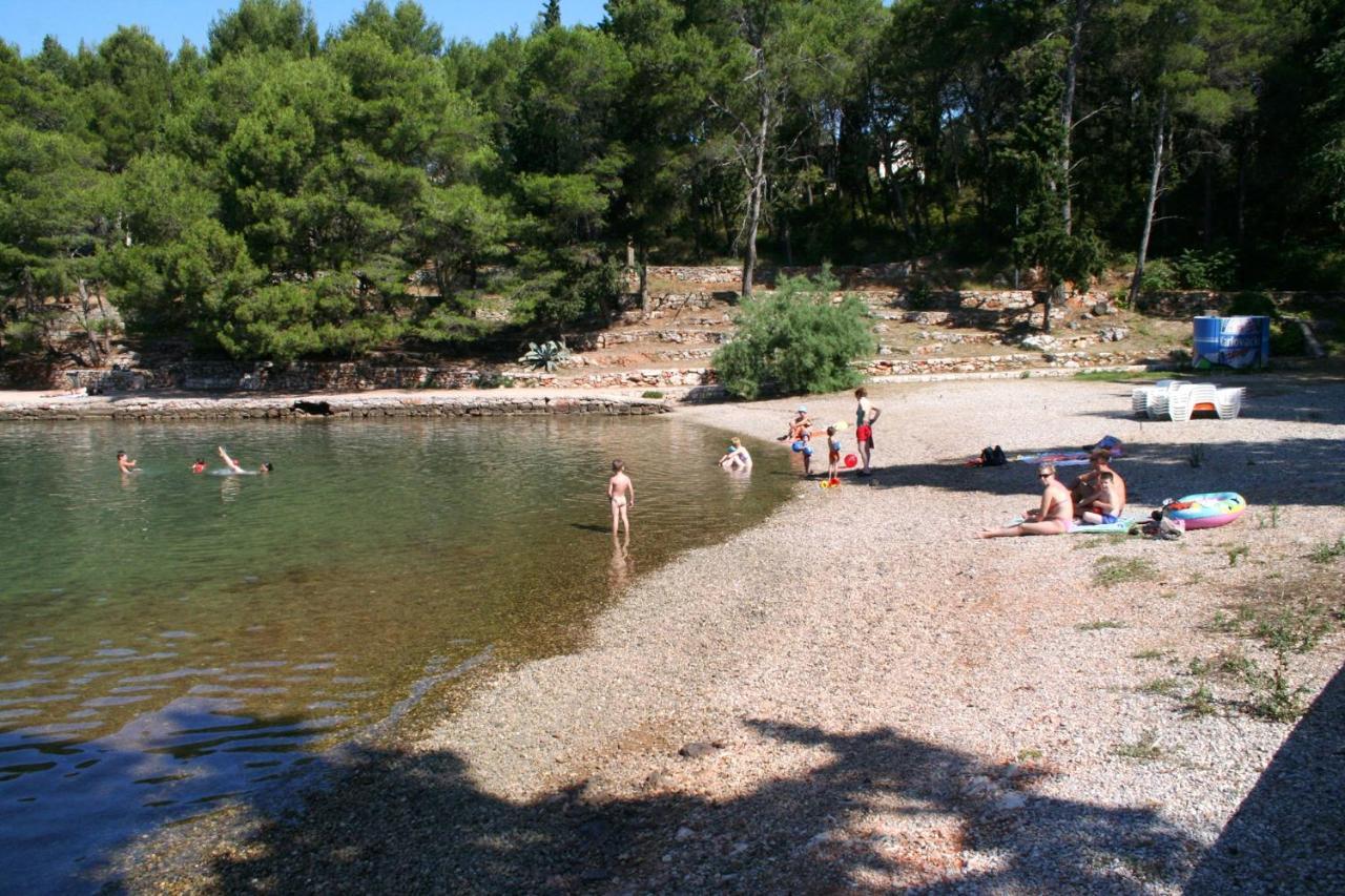 Apartments By The Sea Stari Grad, Hvar - 16392 ستاري غراد المظهر الخارجي الصورة